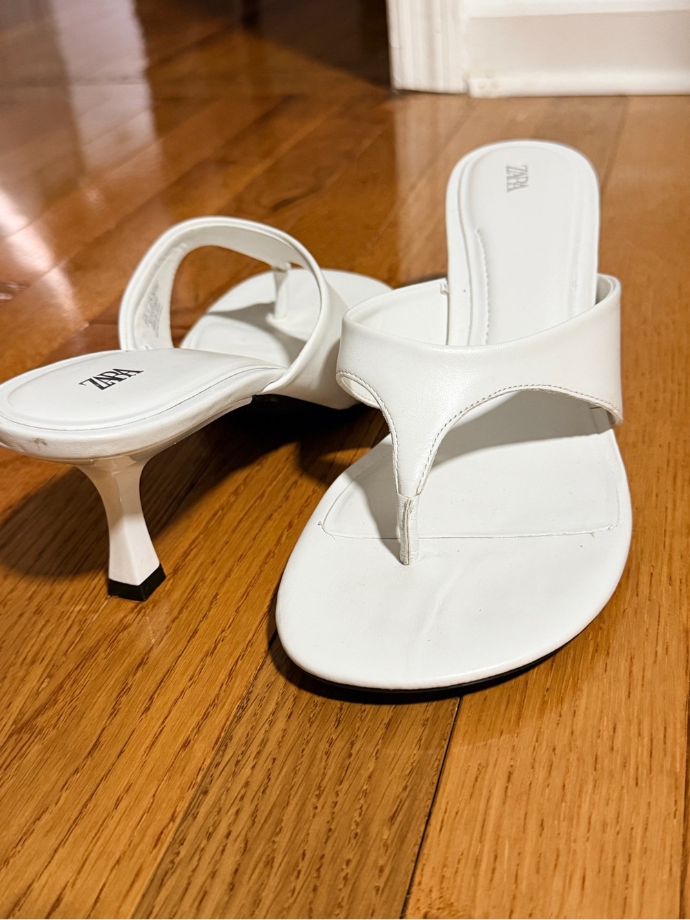Zara White Thong Heeled Sandals - Picture 5 of 7